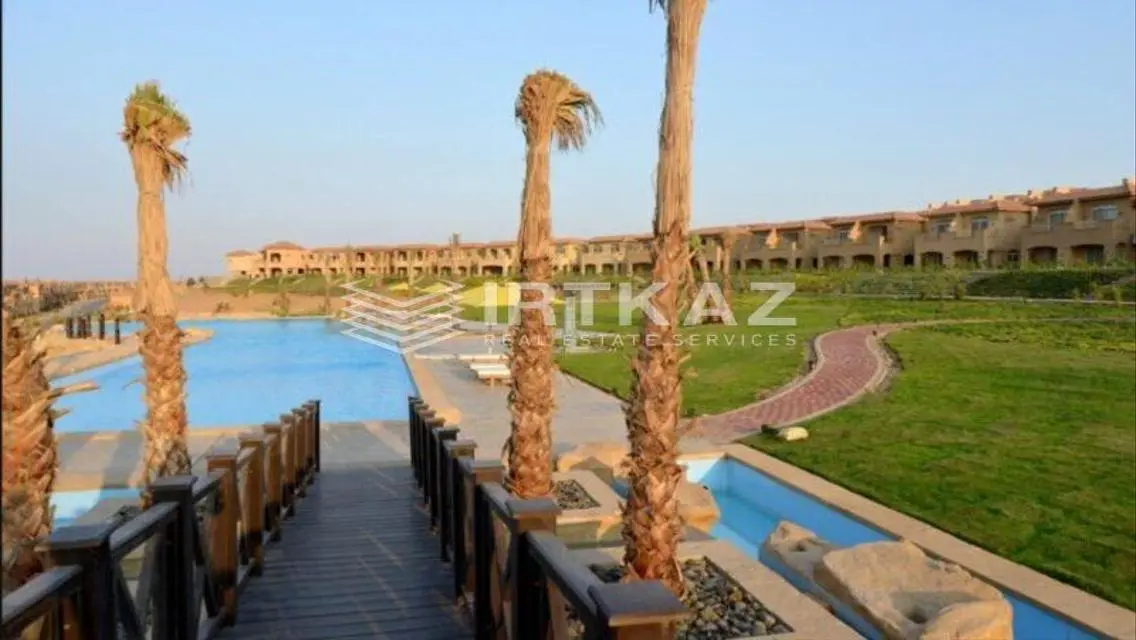 شقة فاخرة بمساحة واسعة ومرافق متكاملة