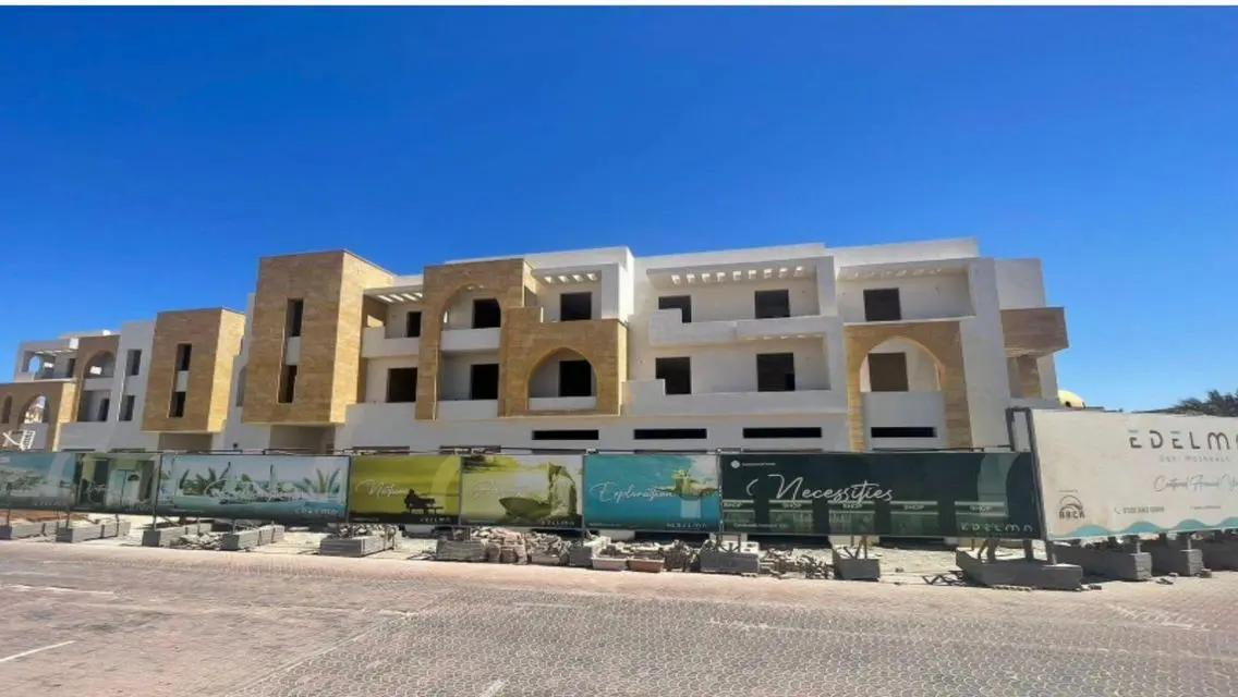 Luxury Apartment for Sale with Lake View