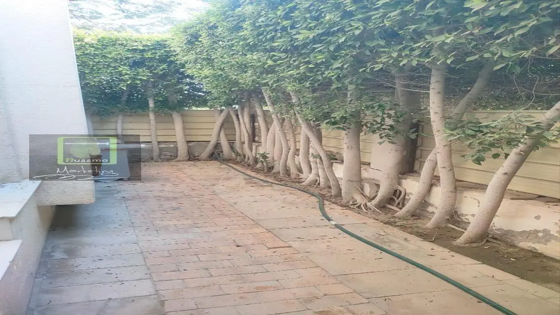 Stunning 100 sqm Apartment with Private Garden and Balcony