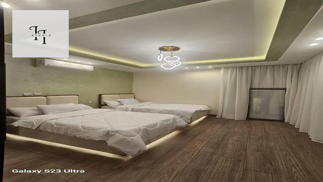 Stunning Eastown Apartment with Balcony and Shared Pool