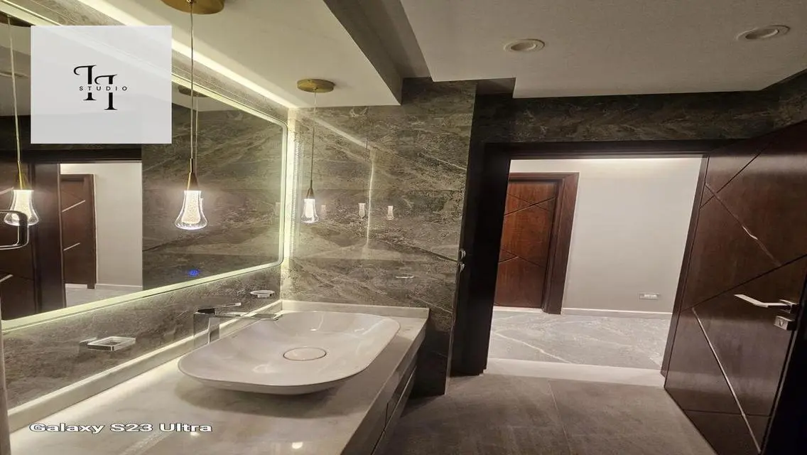 Stunning Eastown Apartment with Balcony and Shared Pool