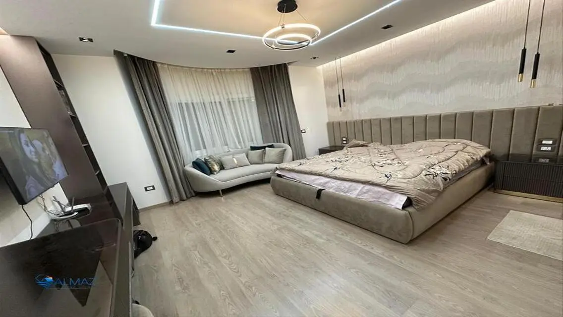 Luxury Apartment with Maid Room in the Heart of the City