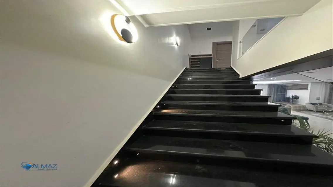 Luxury Apartment with Maid Room in the Heart of the City