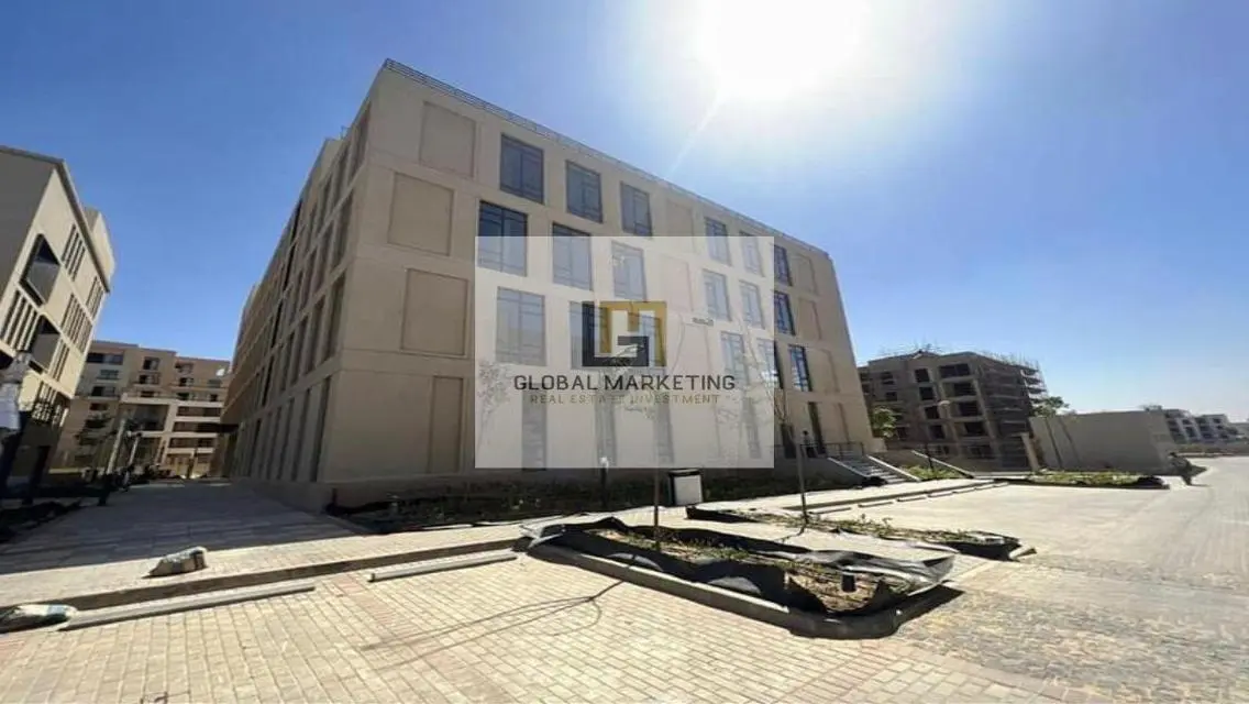 1500m - D5 with Covered Parking and Meeting Room