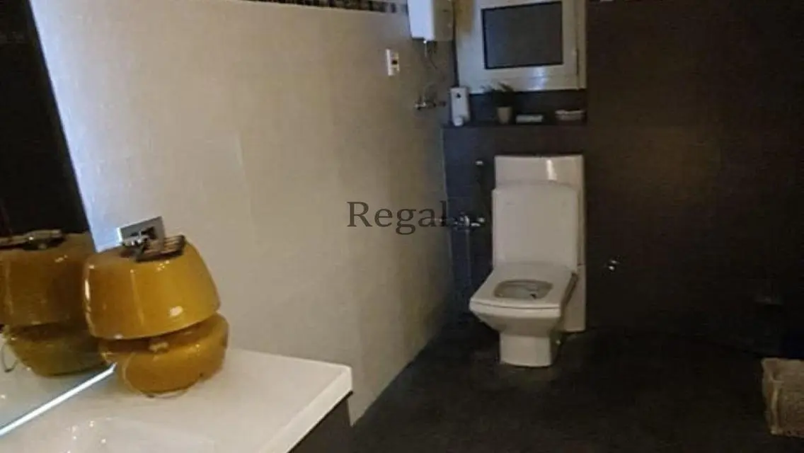 شقة فاخرة مع غرفة دراسة وإطلالة مميزة