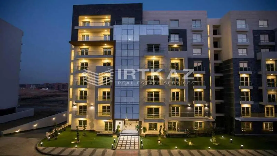 Luxurious Apartment with Shared Pool in Prime Location