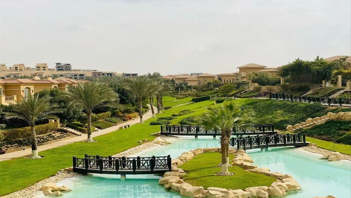 Luxury Villa by the Lakes for 39,800,000 EGP