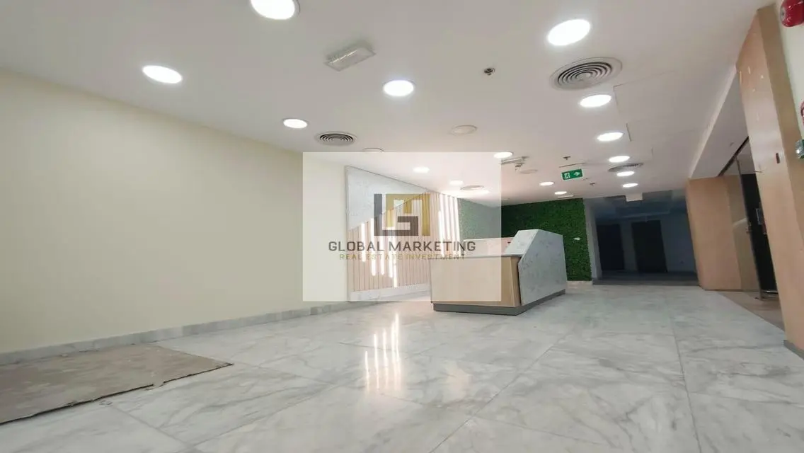 Stylish 1100 sqm Office for Rent