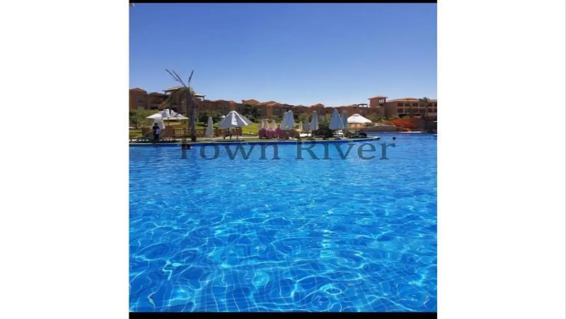 Luxury Apartment with Lake View in the Heart of the City