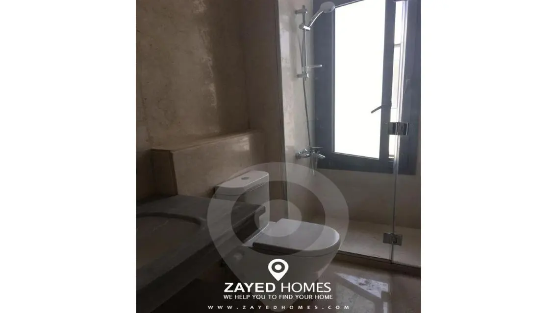 Luxury Villa with Expansive Space for Sale
