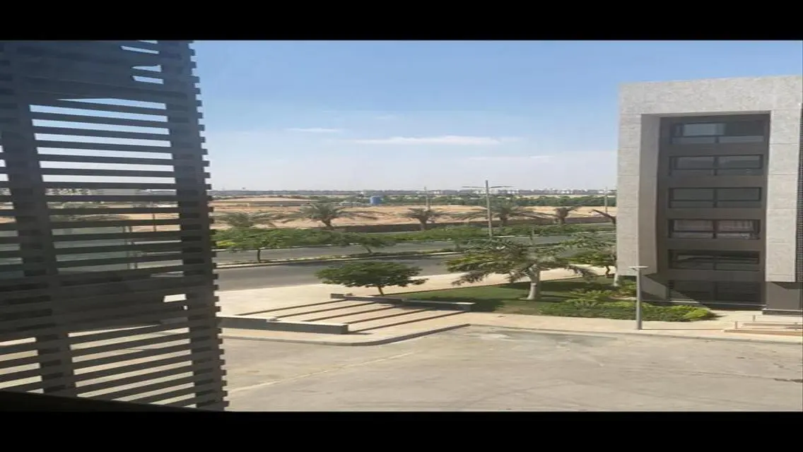 محل للايجار في مدينة Lights - وحدة B15-131