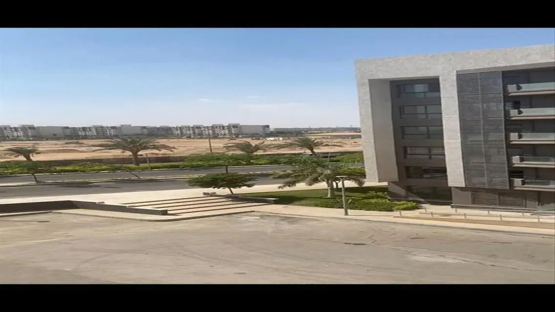 محل للايجار في مدينة Lights - وحدة B15-131