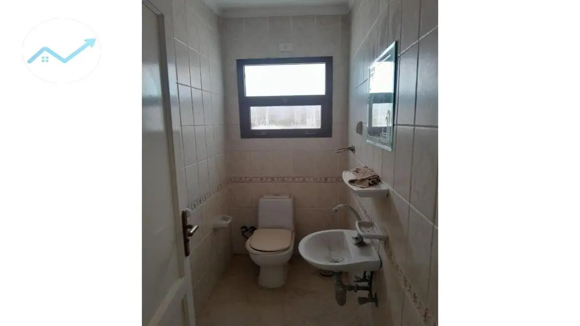 شقة مميزة للبيع بمساحة واسعة