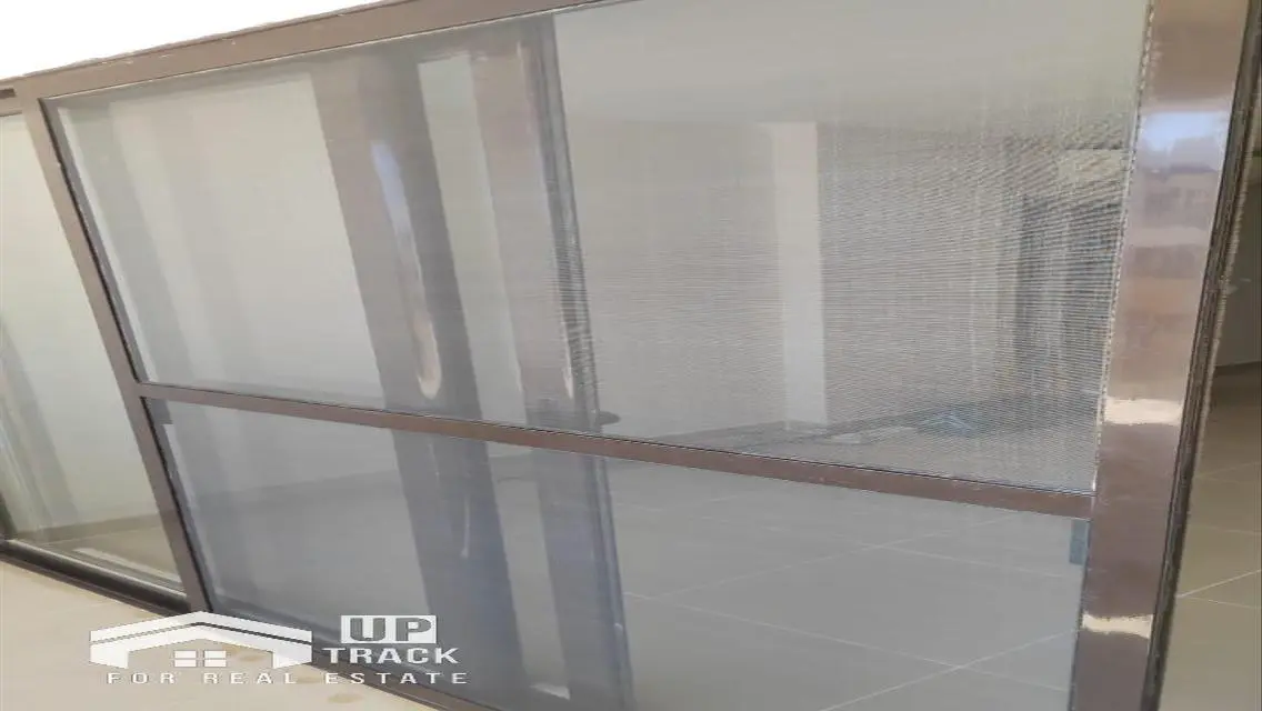 Luxury Apartment with Stunning Lake View