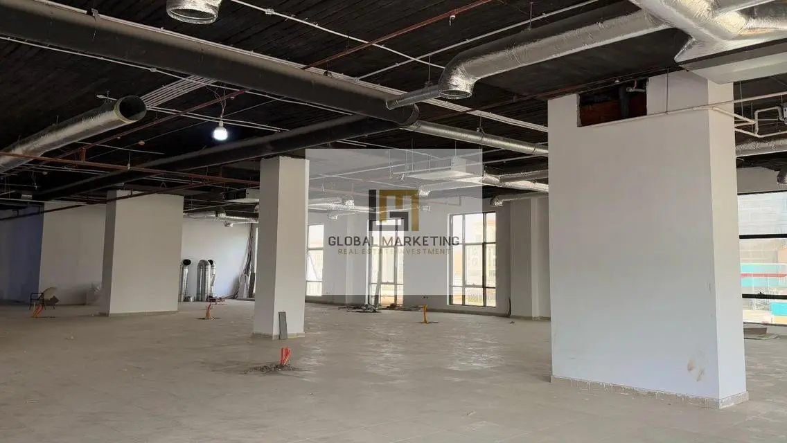 -1500- Square Meters of Versatile Office Space