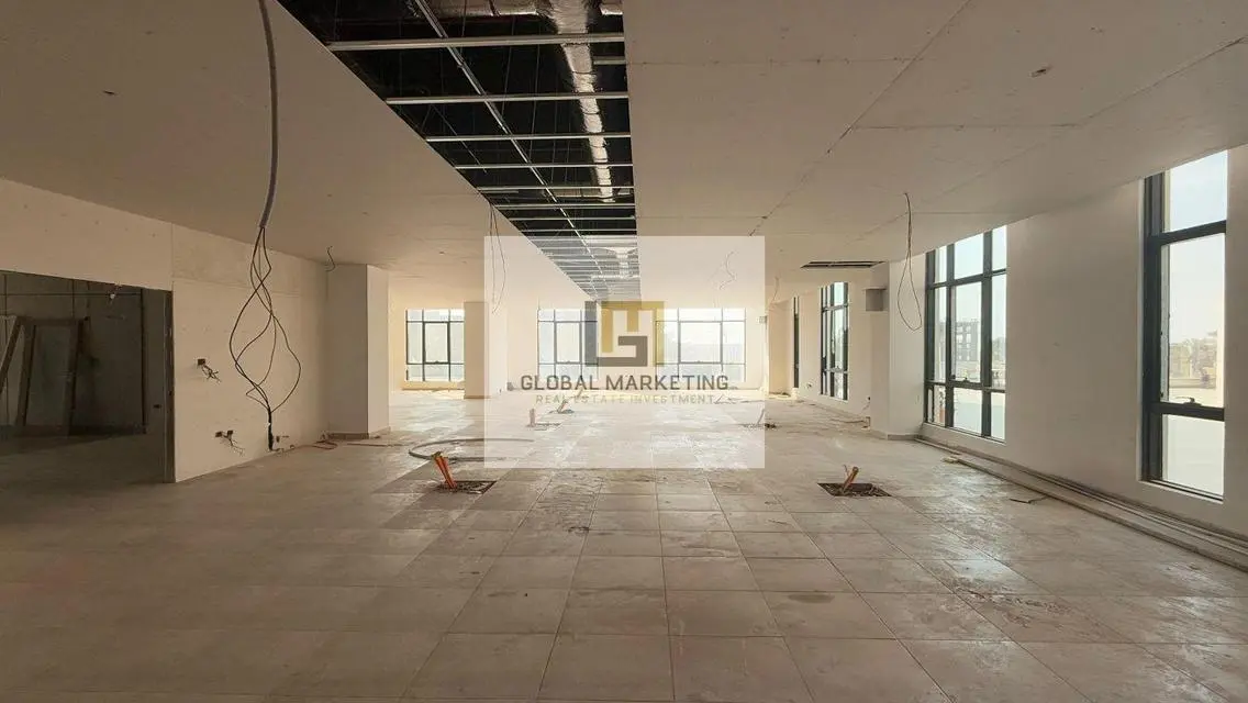 -1500- Square Meters of Versatile Office Space