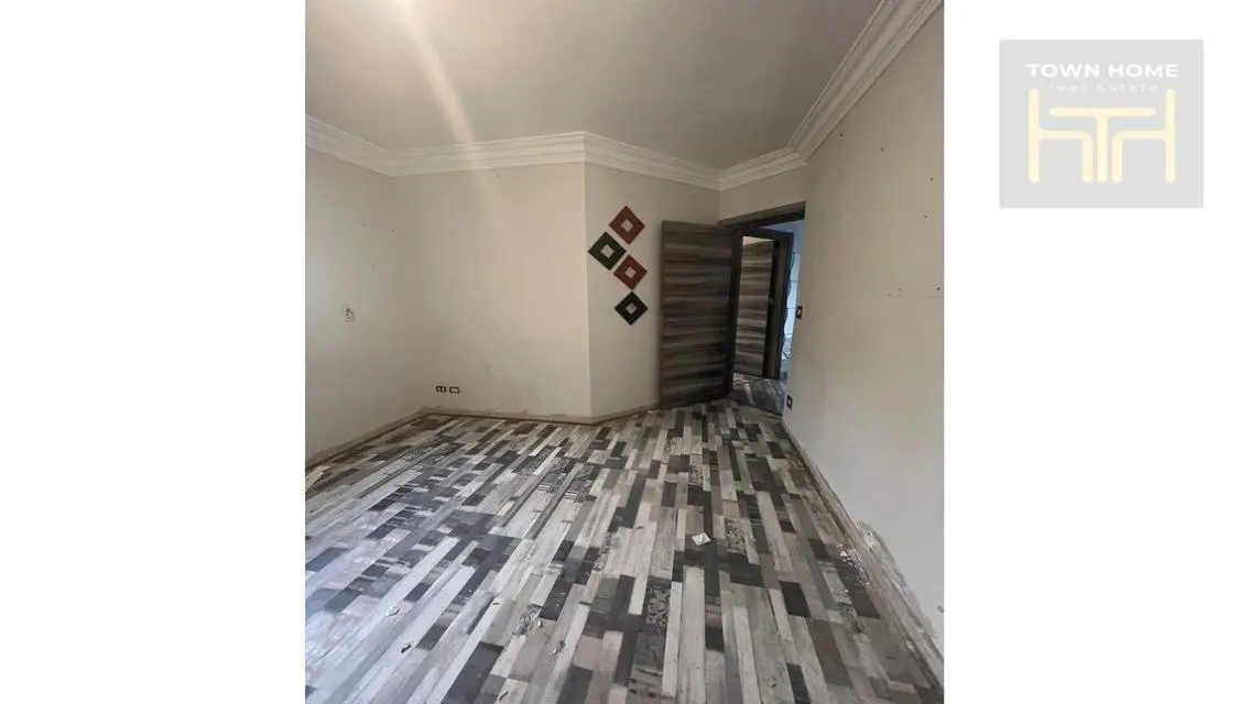 شقة مميزة للإيجار -90-