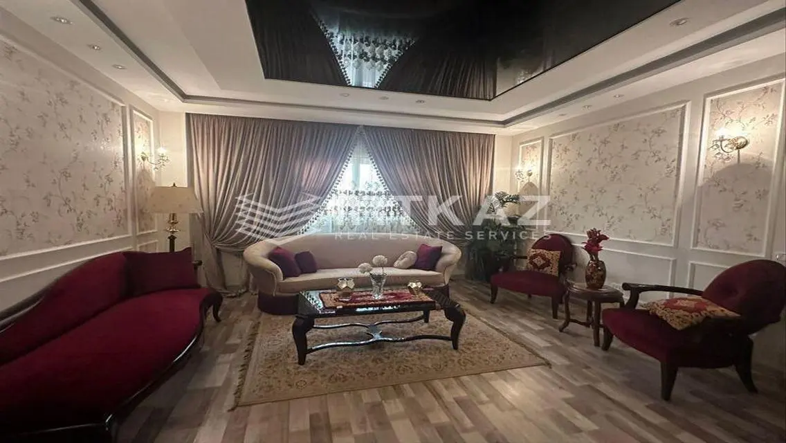 شقة فاخرة للبيع 260 متر بمسبح مشترك