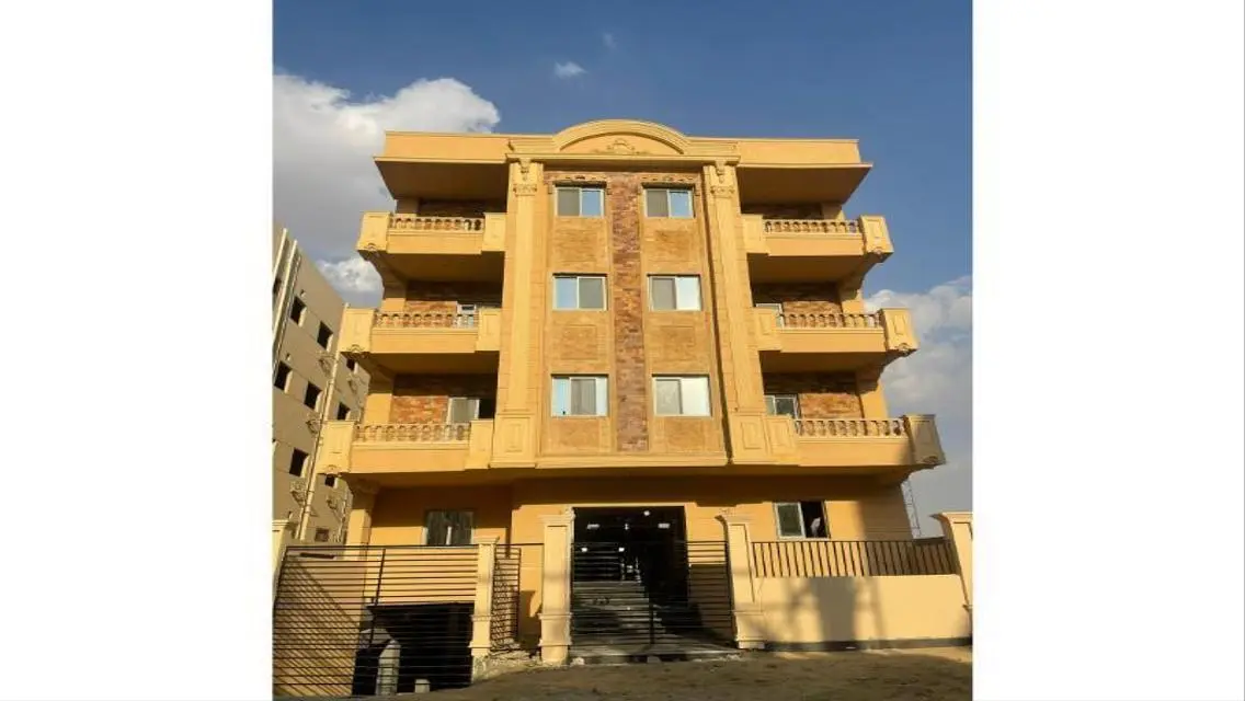 شقة فاخرة بمساحة 2500 متر في قلب المدينة