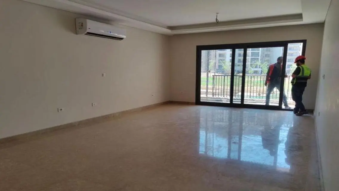 Luxurious Villa with Spacious Design and Amazing Amenities