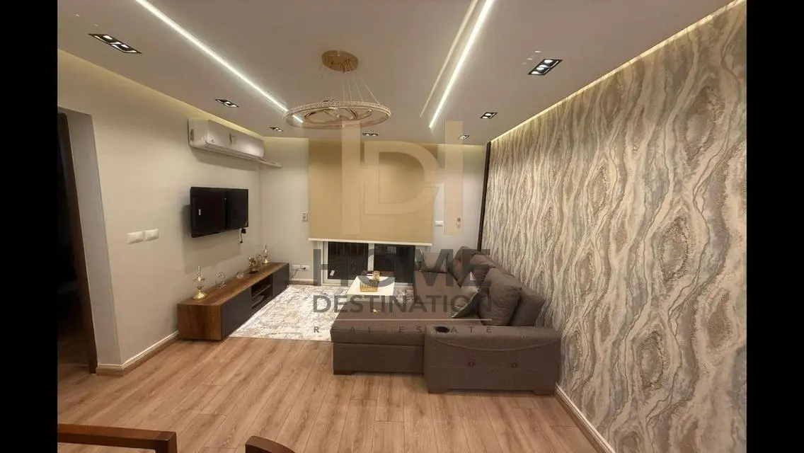 شقة فاخرة في بلازا سكايز 34