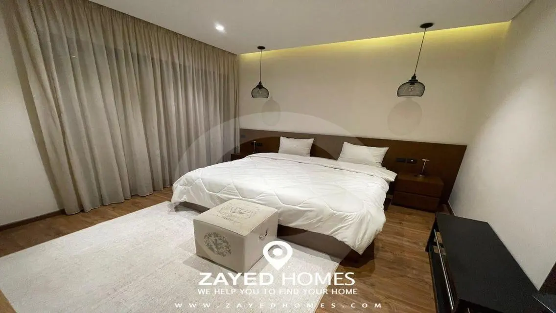 Luxury Residence at SIX-WEST