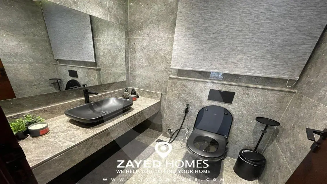 Luxury Residence at SIX-WEST