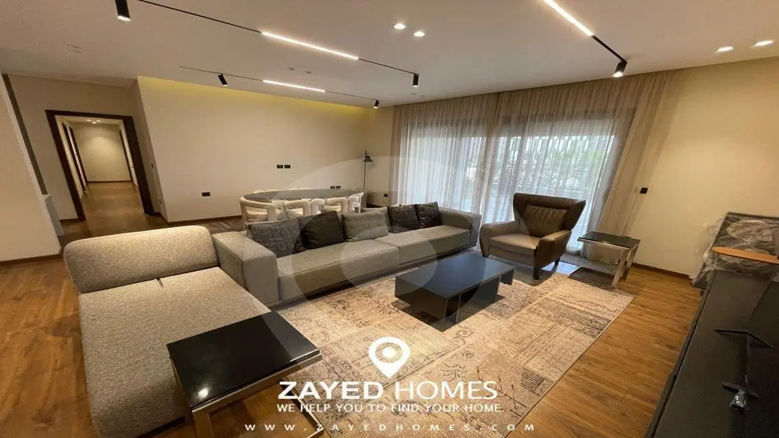Luxury Residence at SIX-WEST