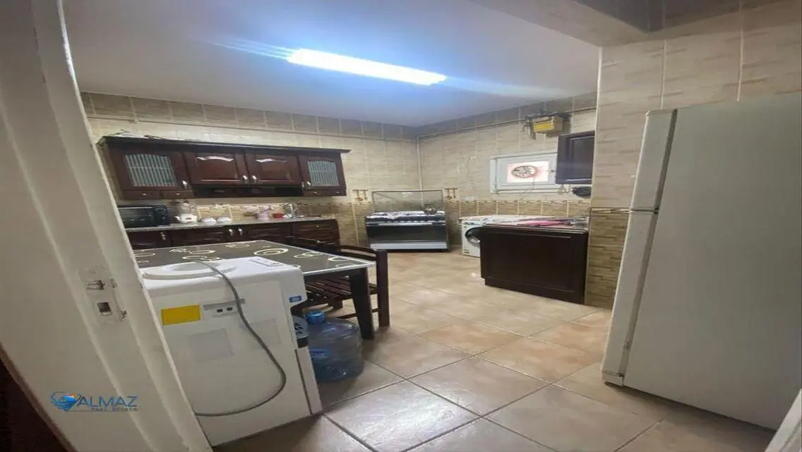 شقة فاخرة مع تكييف مركزي وشرفة