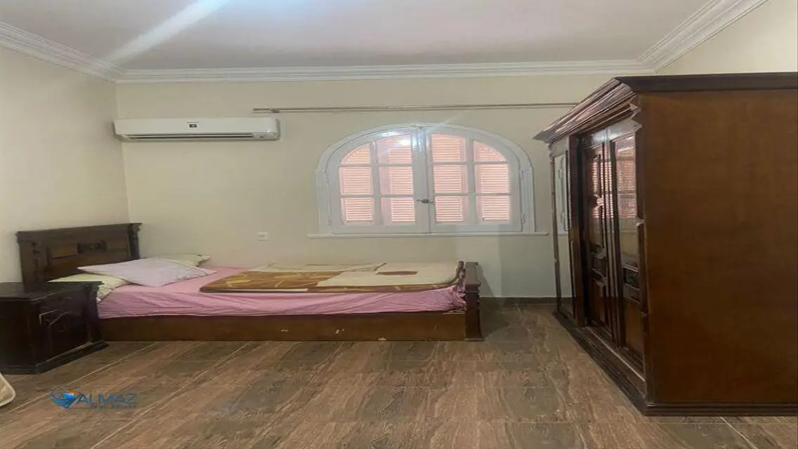 شقة فاخرة مع تكييف مركزي وشرفة