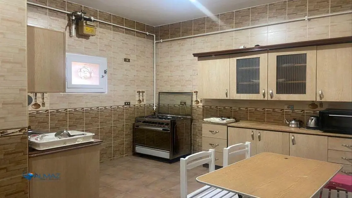 شقة فاخرة مع تكييف مركزي وشرفة