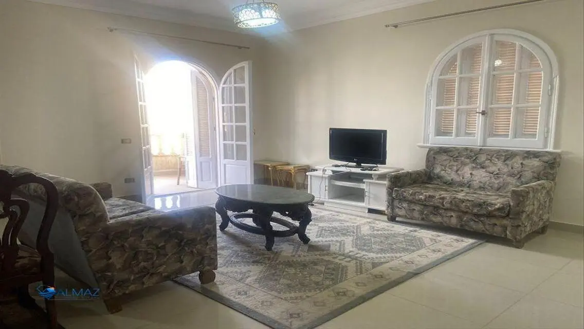 شقة فاخرة مع تكييف مركزي وشرفة
