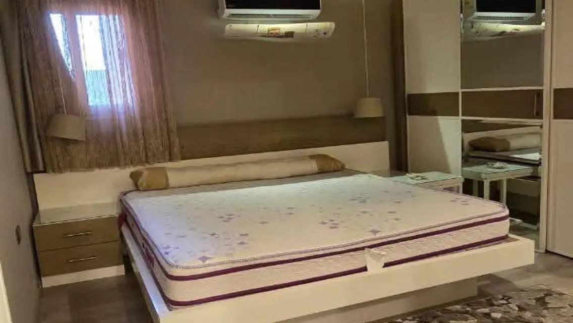شقة فاخرة مطلة على بحيرات