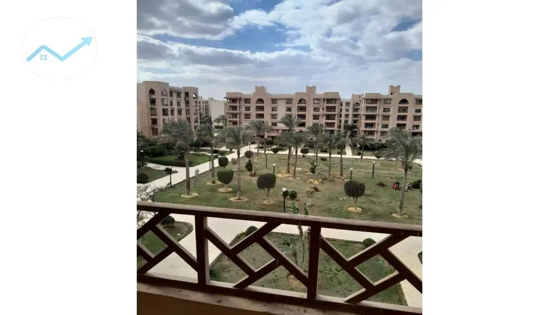 شقة فاخرة بمساحة كبيرة في موقع متميز