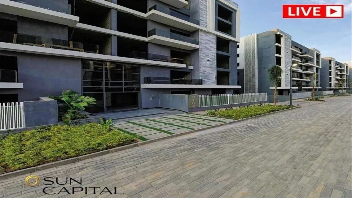 Luxury Property at Sun Capital 170 with Pool and Health Club