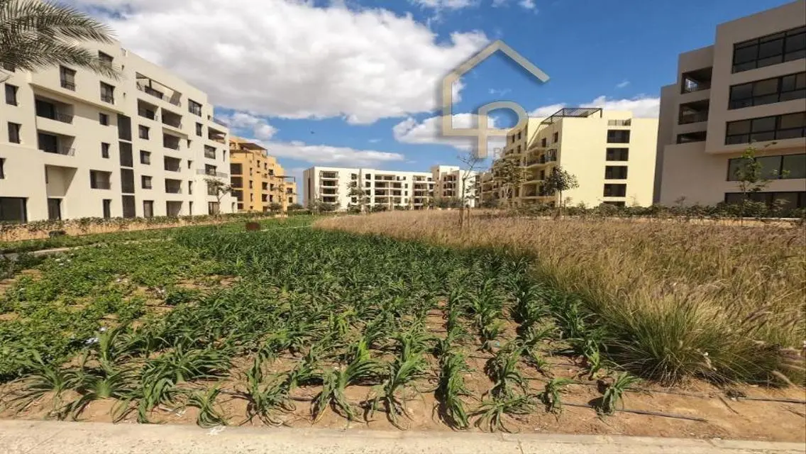 شقة فاخرة للبيع في O-West
