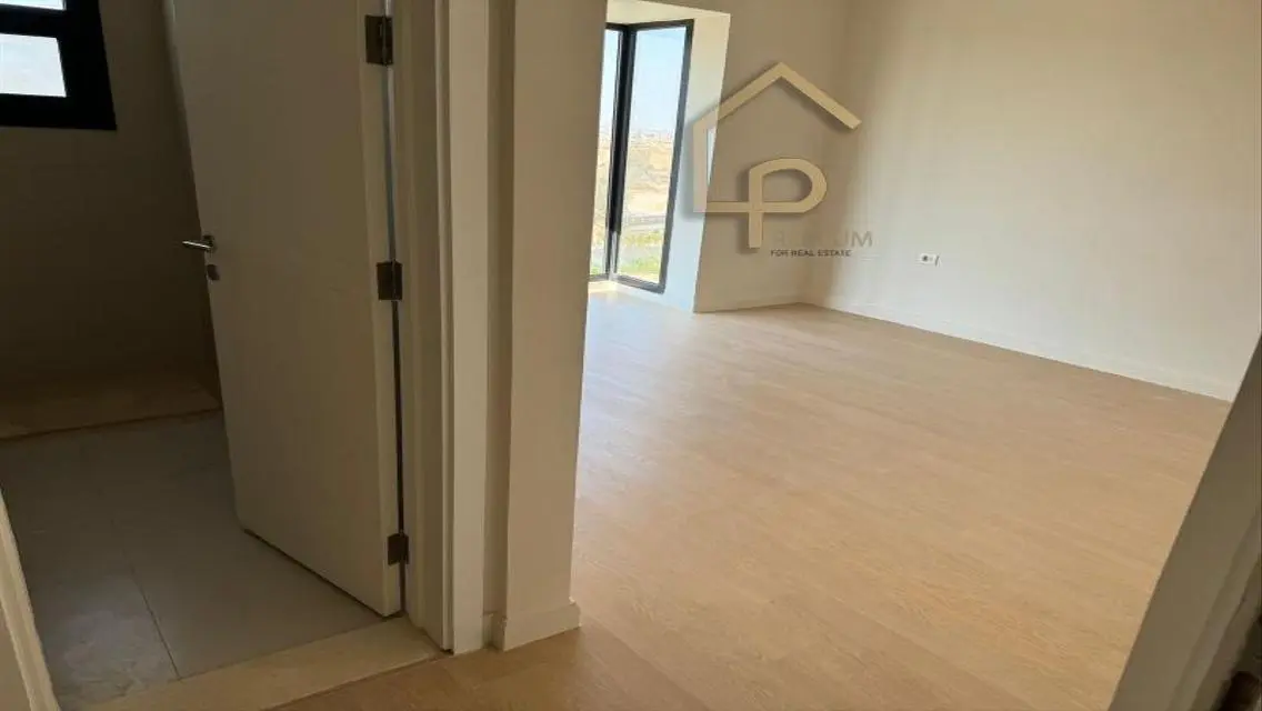 Luxury Apartment for Rent in O-West