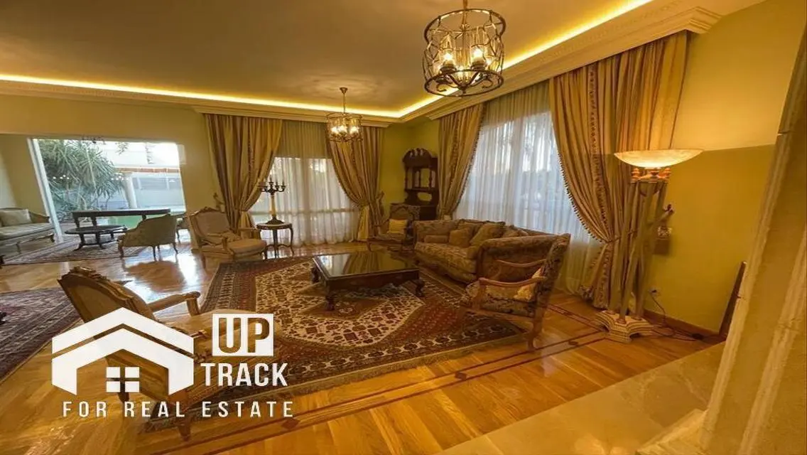 شقة فاخرة للبيع بمساحة كبيرة وإطلالات ساحرة