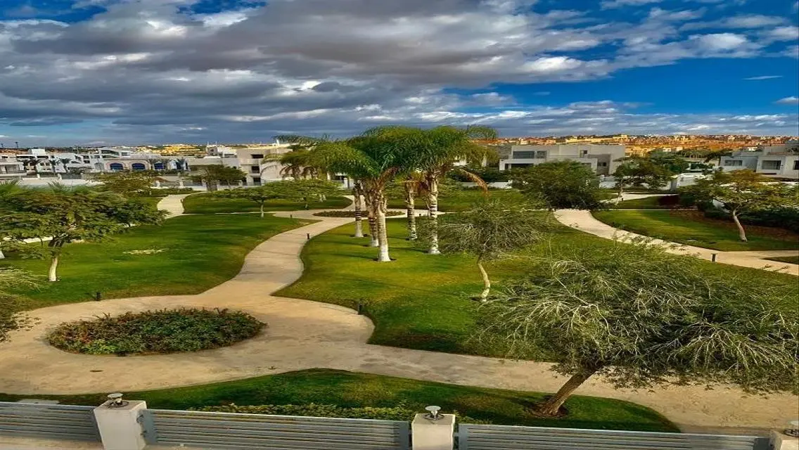Luxury Apartment in Cleopatra Square