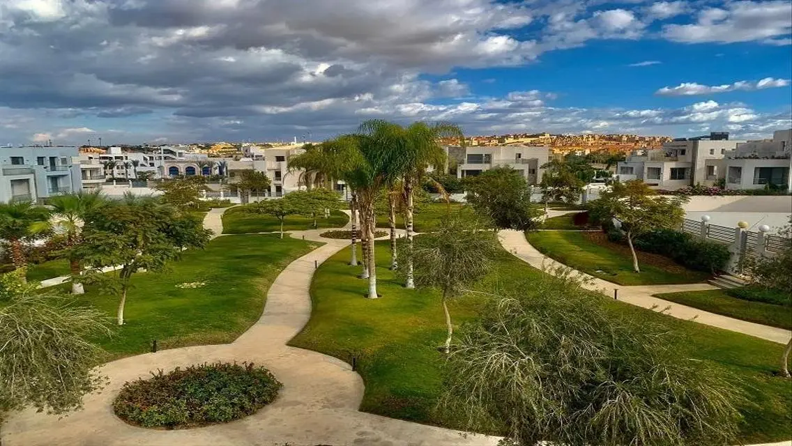 Luxury Apartment in Cleopatra Square