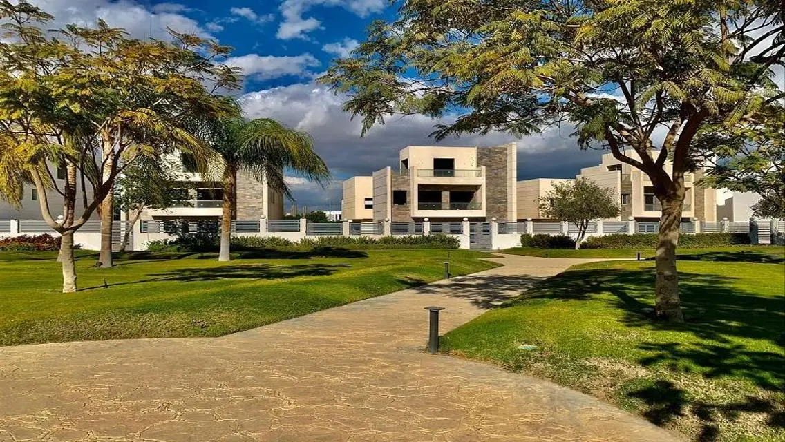 Luxury Apartment in Cleopatra Square