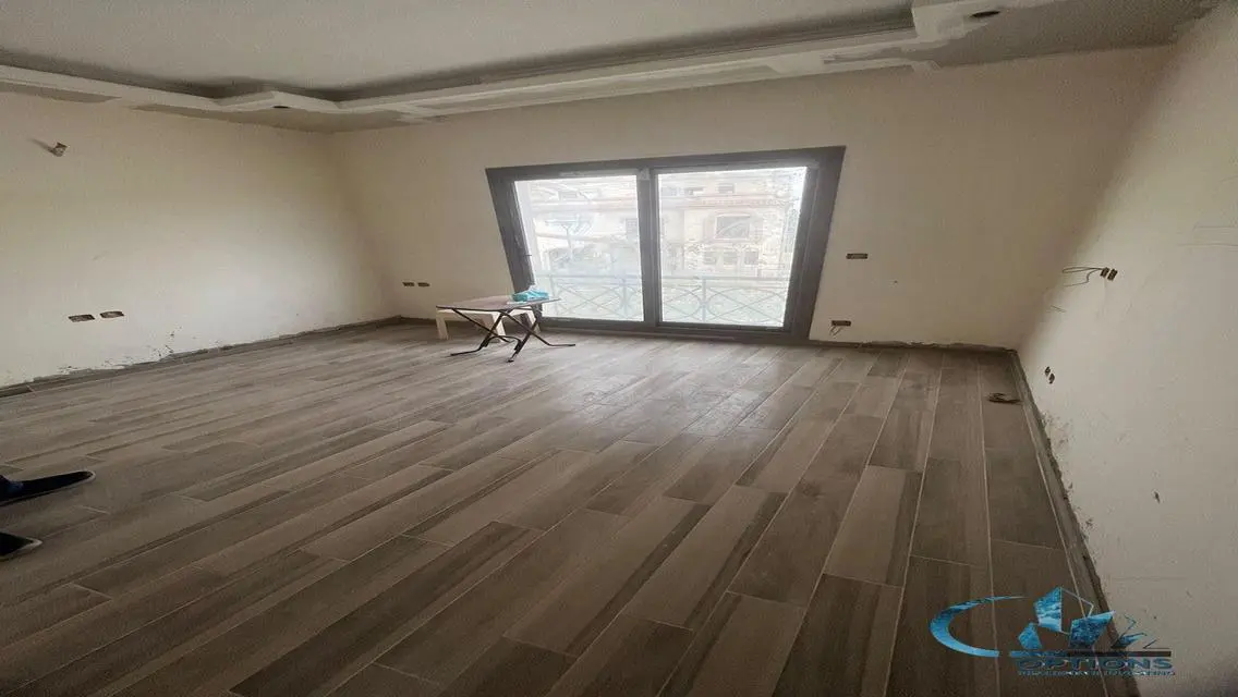 Luxury Property with Spacious Area in D3