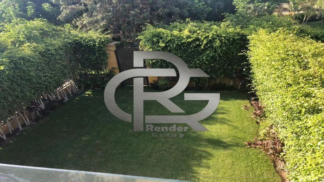 فيلا فاخر للبيع بمساحة واسعة