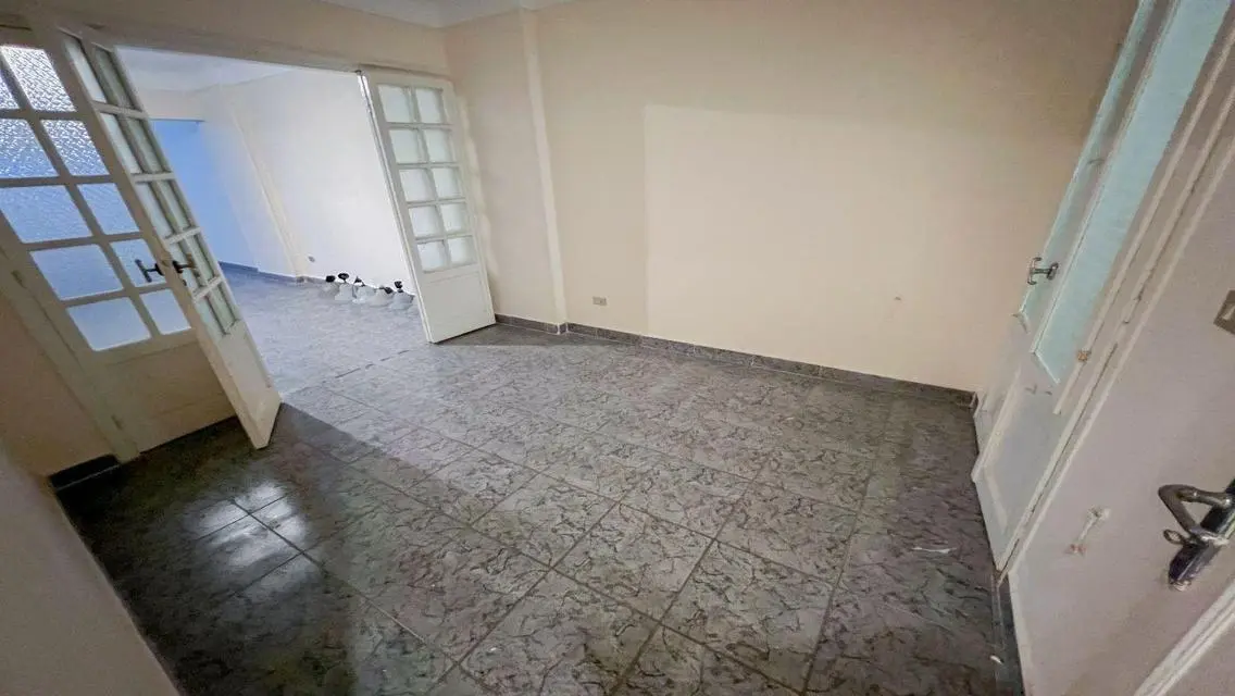 شقة فاخرة للبيع في بولكلي، الإسكندرية