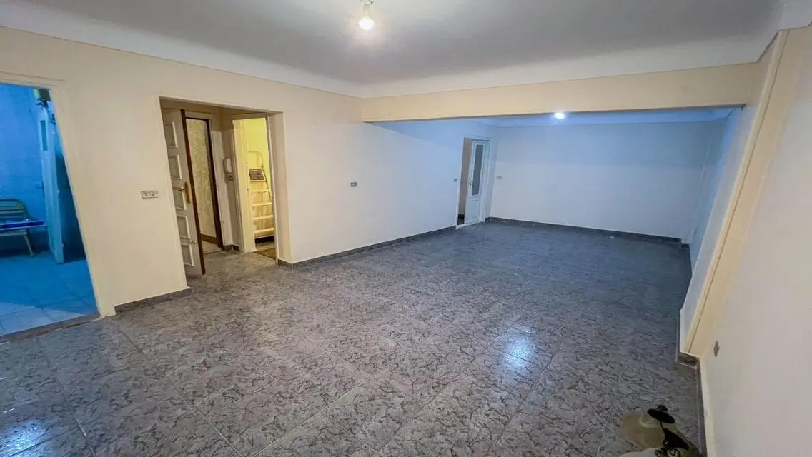 شقة فاخرة للبيع في بولكلي، الإسكندرية