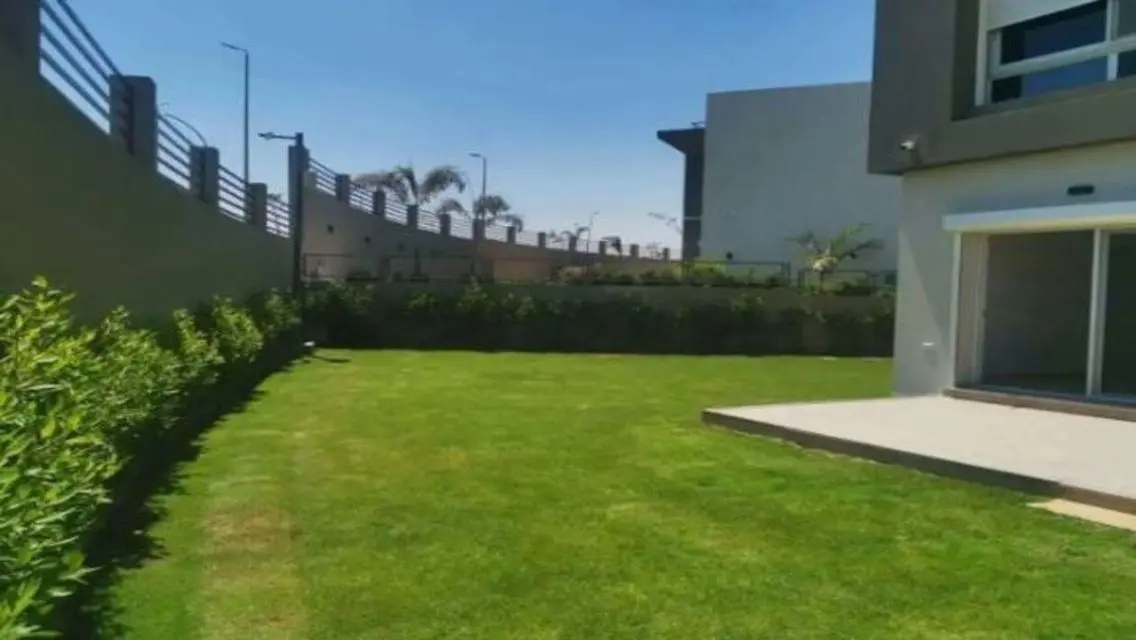 Luxury Villa for Sale with Private Pool and Garden