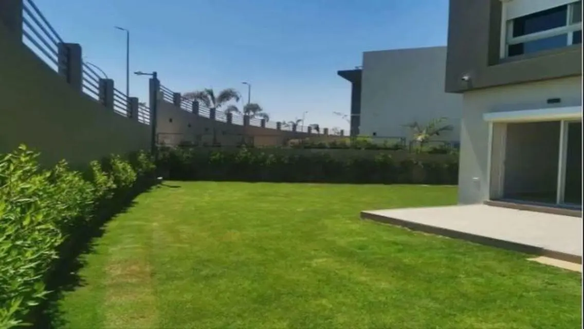 Luxury Villa for Sale with Private Pool and Garden
