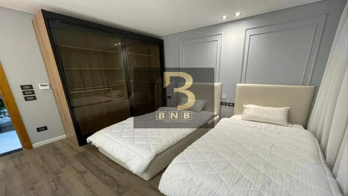 Luxurious Apartment with Modern Design in Prime Location