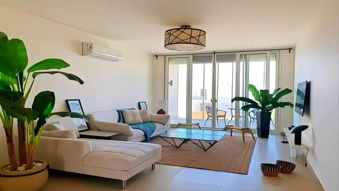 فيلا فاخرة بمساحة 220م² للبيع