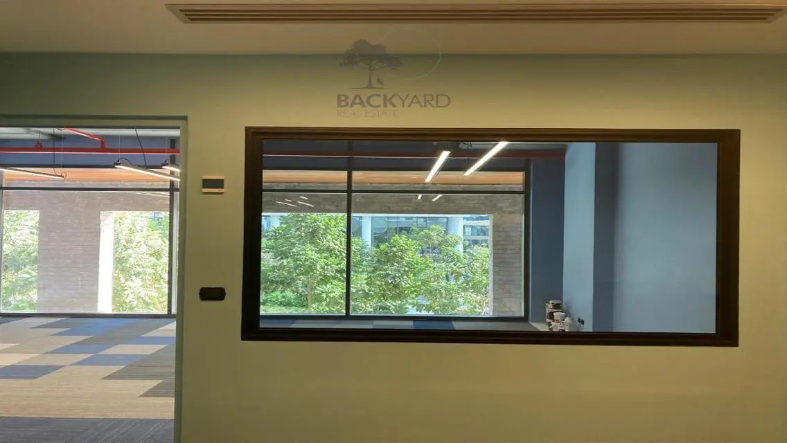Luxury Apartment with Spacious Layout and Excellent Amenities